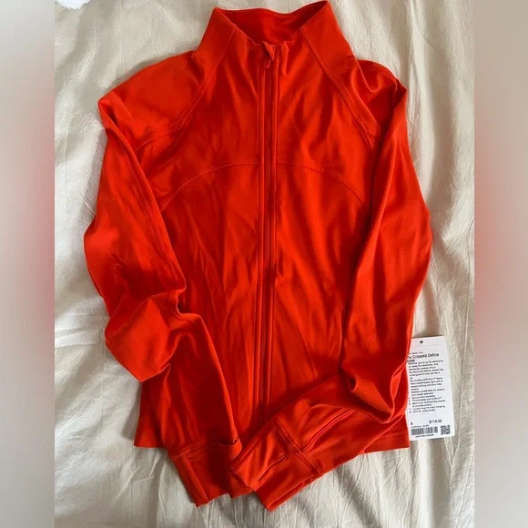 Lululemon Nulu Cropped Define Jacket - Picture 4 of 9